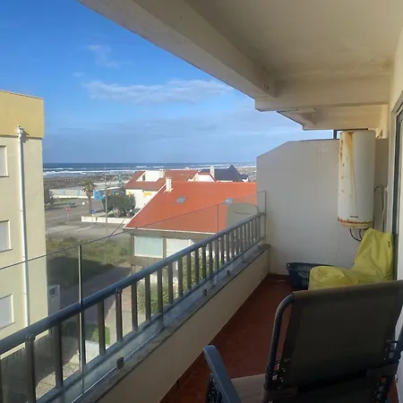 O Cantinho De * 基亚尤什